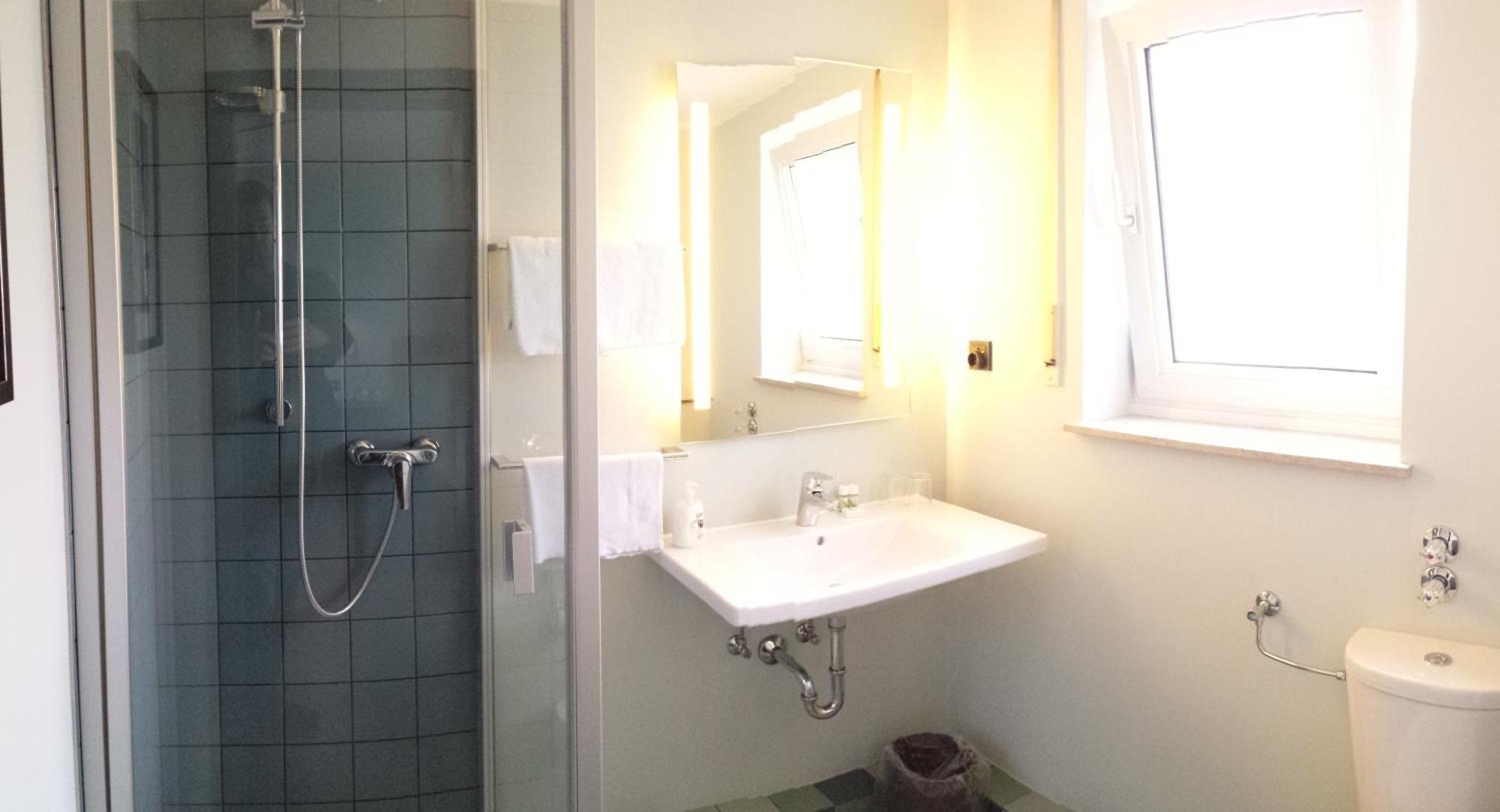 Hotel Henry Dreieich Rum bild