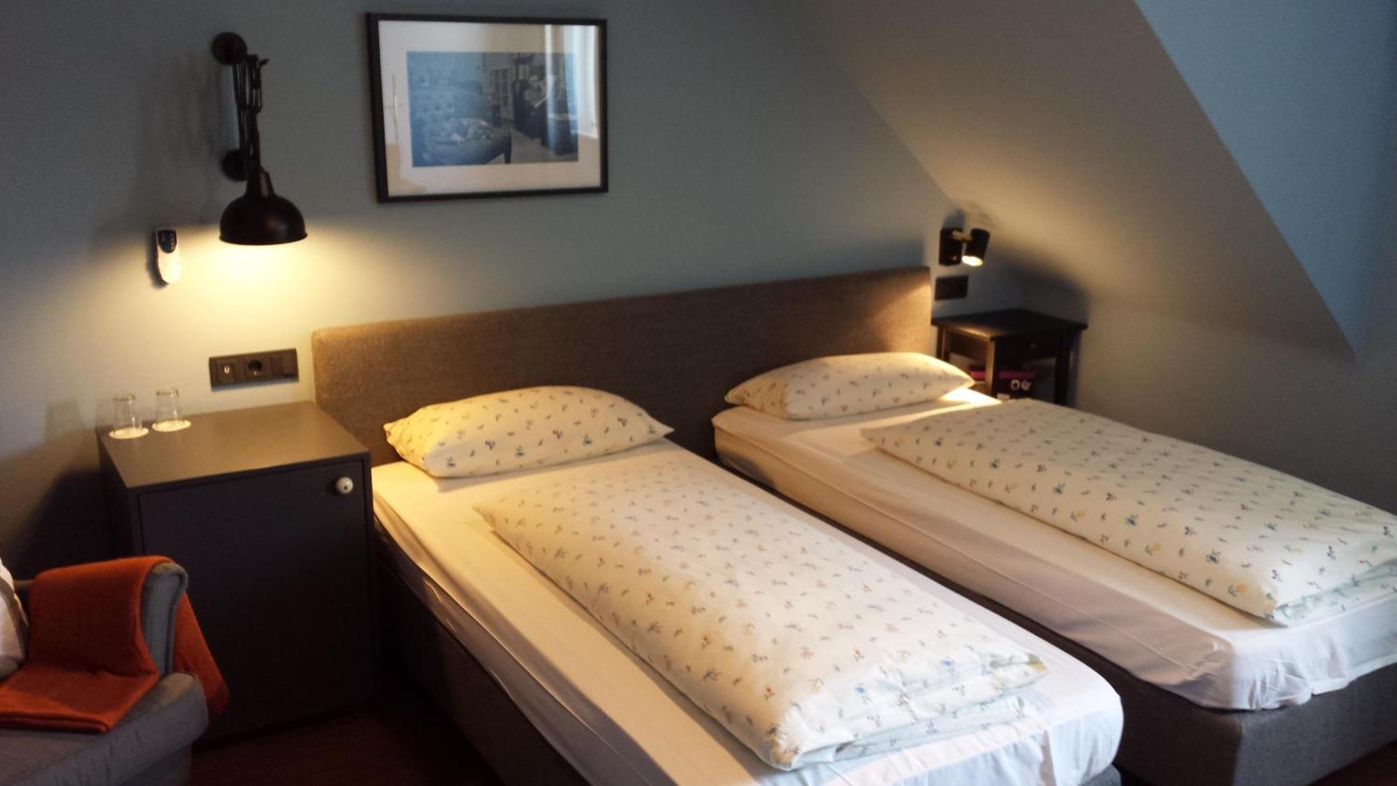 Hotel Henry Dreieich Rum bild